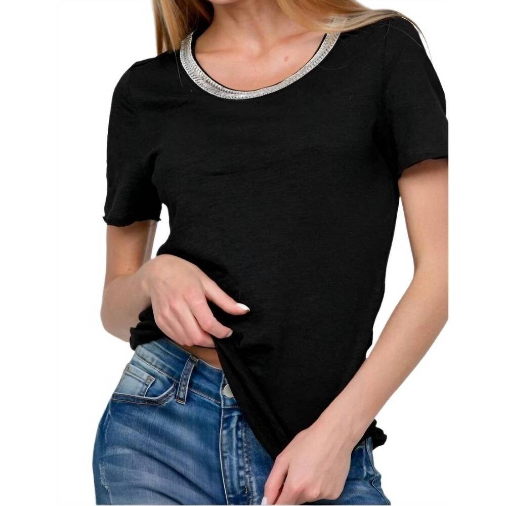 NEW VOCAL APPAREL women's bling it studded neck top in black